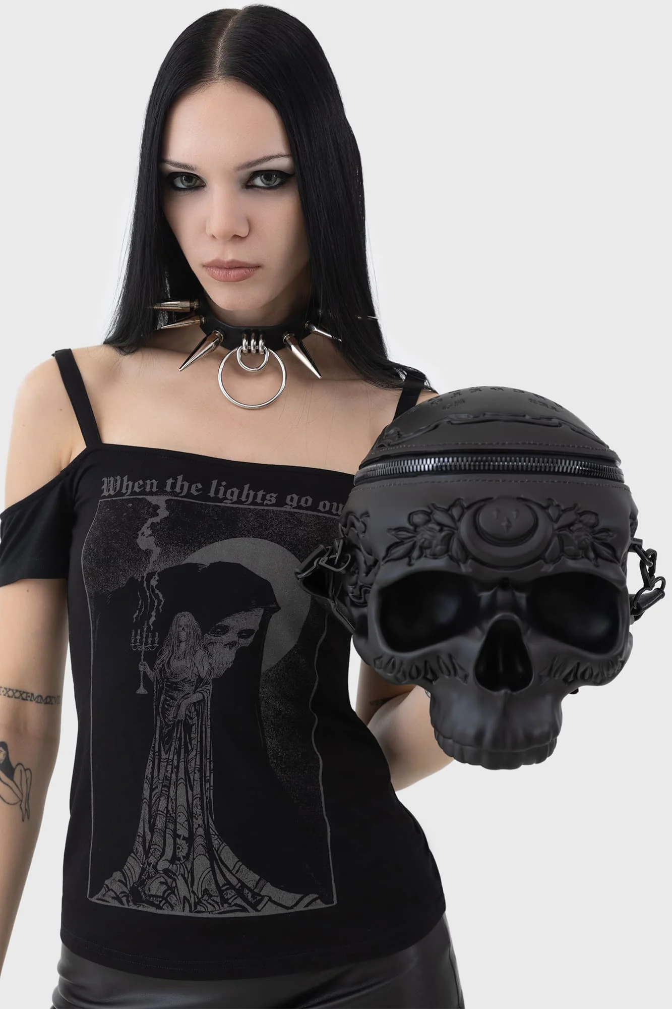 Contact The Dead Skull Handbag - Image 4