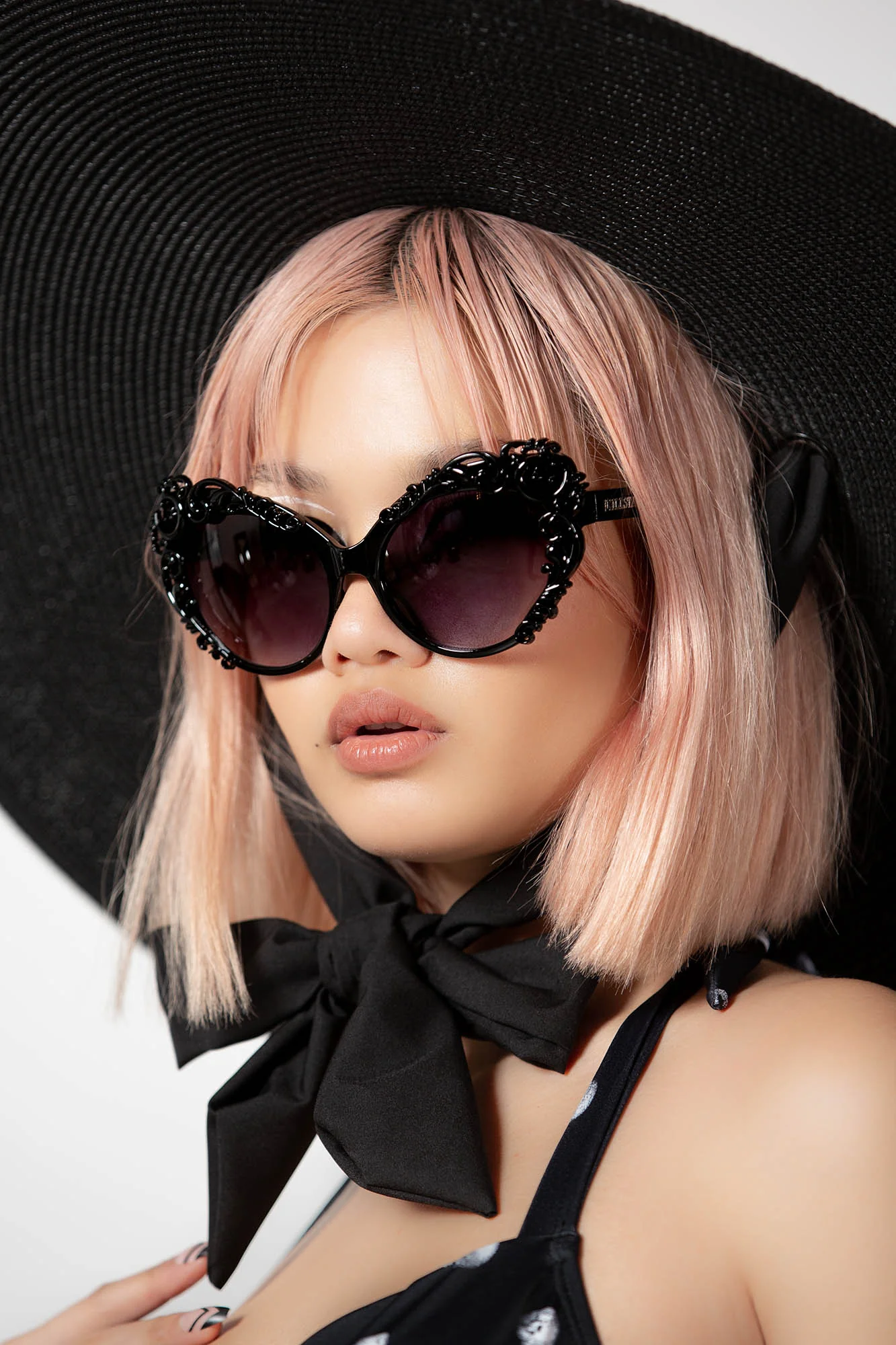 Enchantra Sunglasses - Image 5