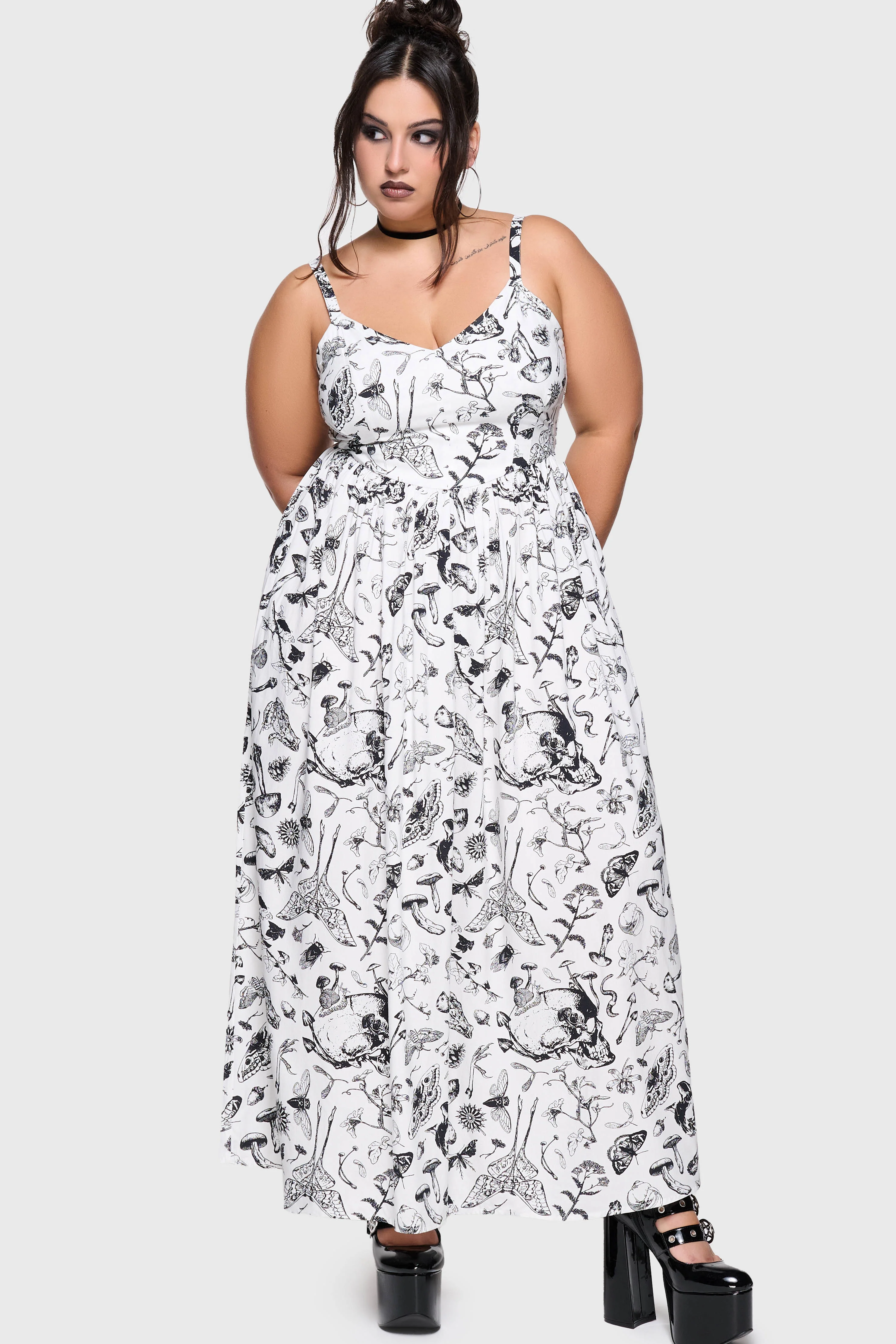 Junniper Maxi Dress [WHITE/BLACK] - Image 7